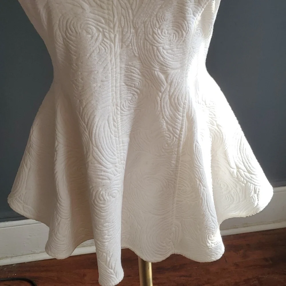 Theory white Peplum   top size s - Picture 4 of 15